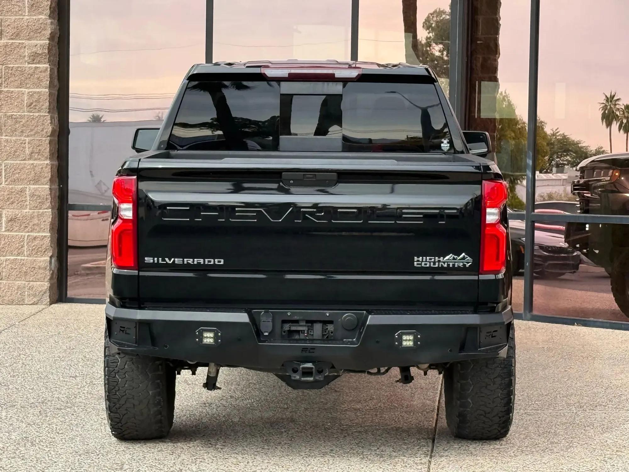 2020 Chevrolet Silverado 1500 High Country - 4