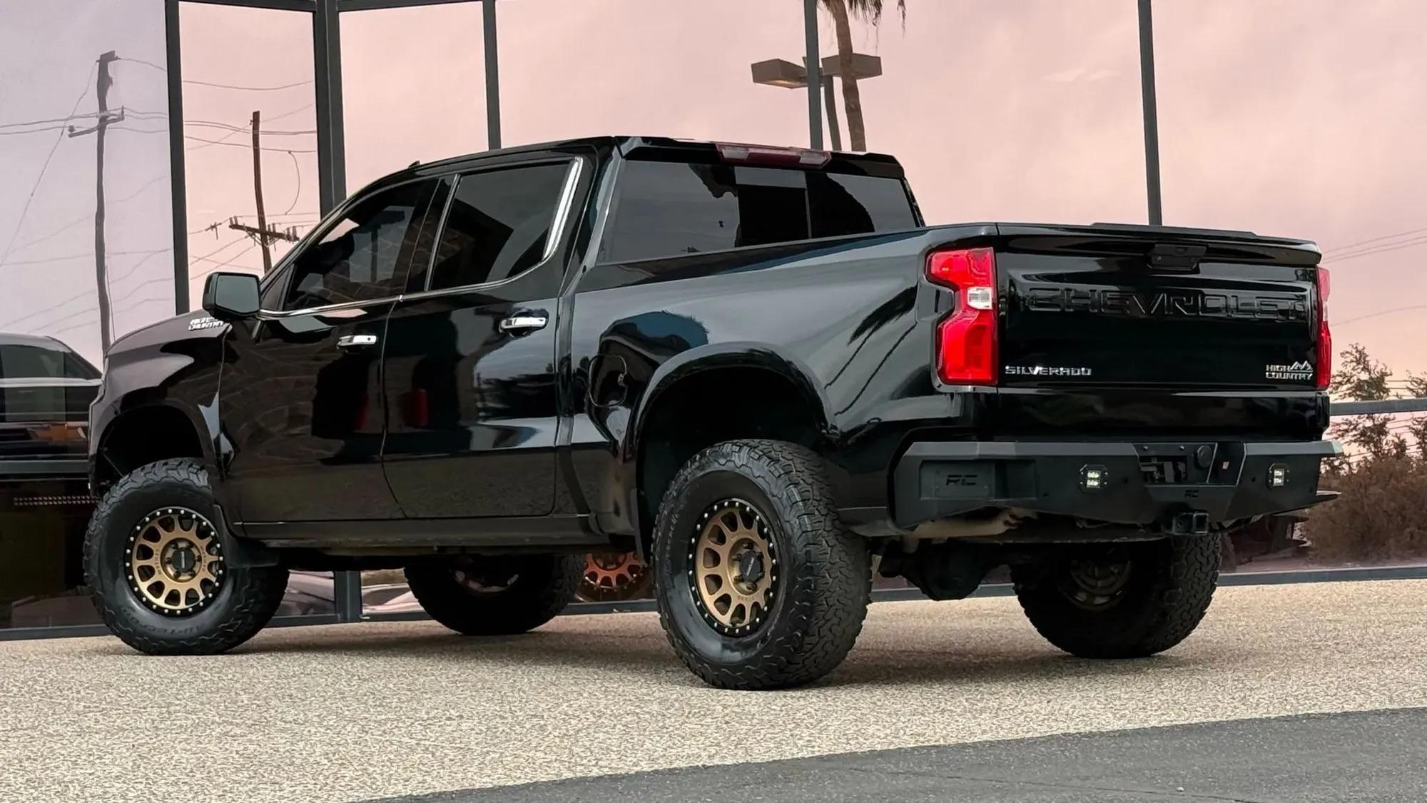 2020 Chevrolet Silverado 1500 High Country