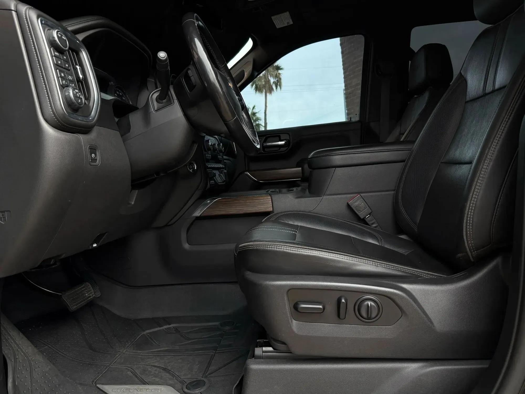 2020 Chevrolet Silverado 1500 High Country