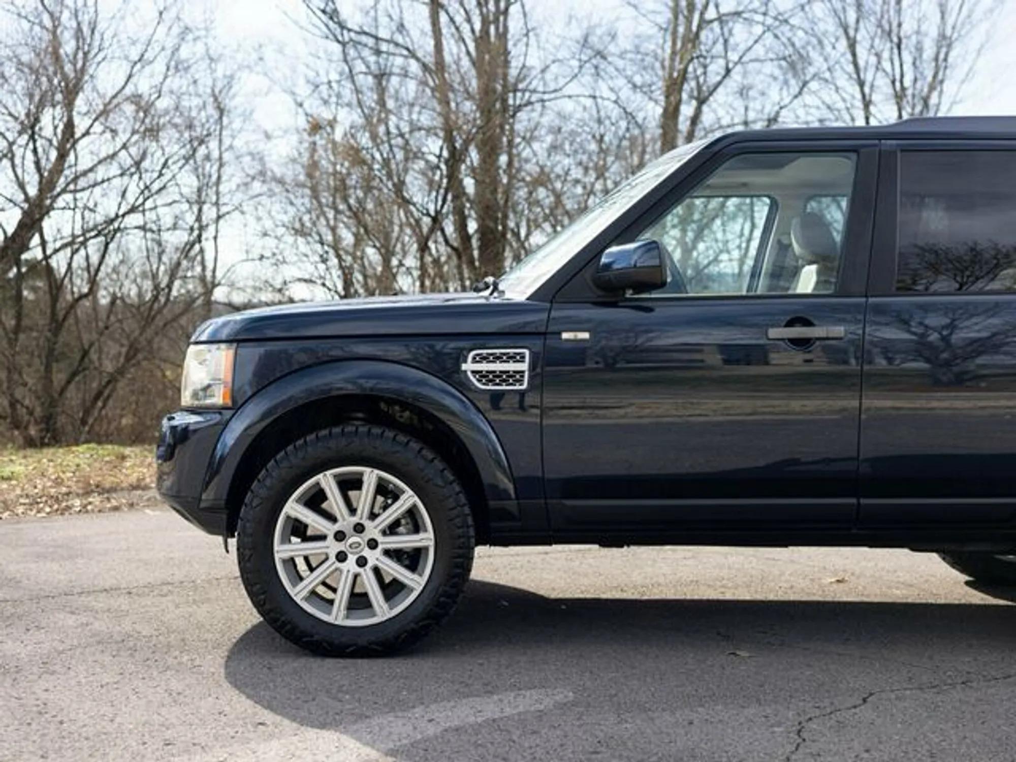 2011 Land Rover LR4 - 3