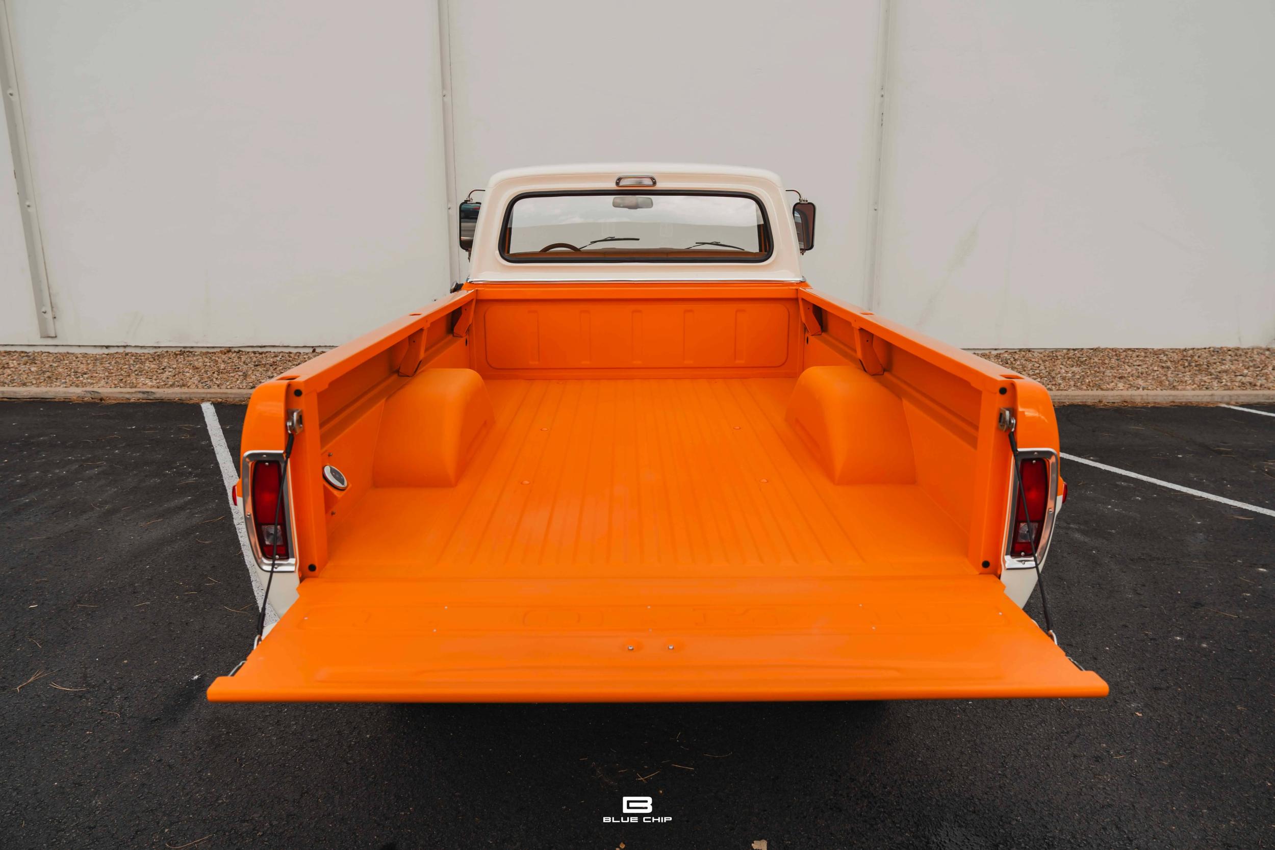 Velocity Restorations 1972 Ford F-250