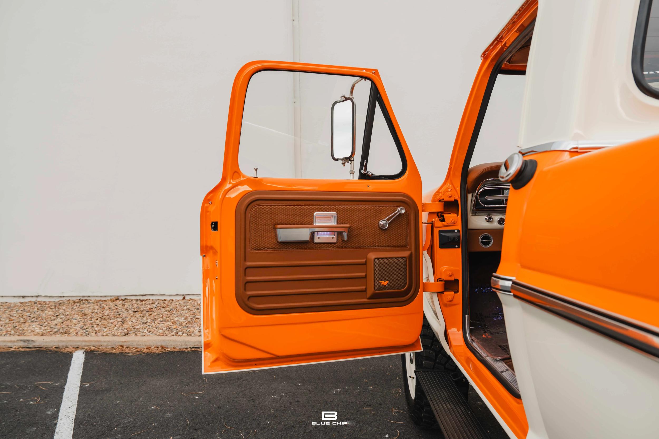 Velocity Restorations 1972 Ford F-250