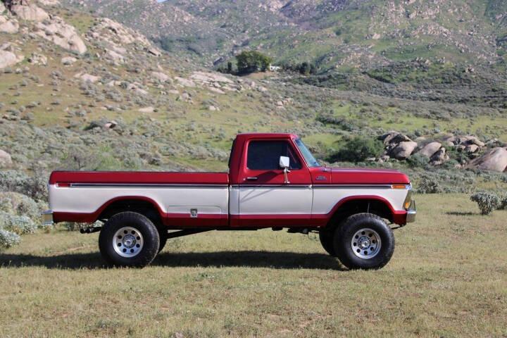 1978 Ford F-250 Custom 4×4 - 2