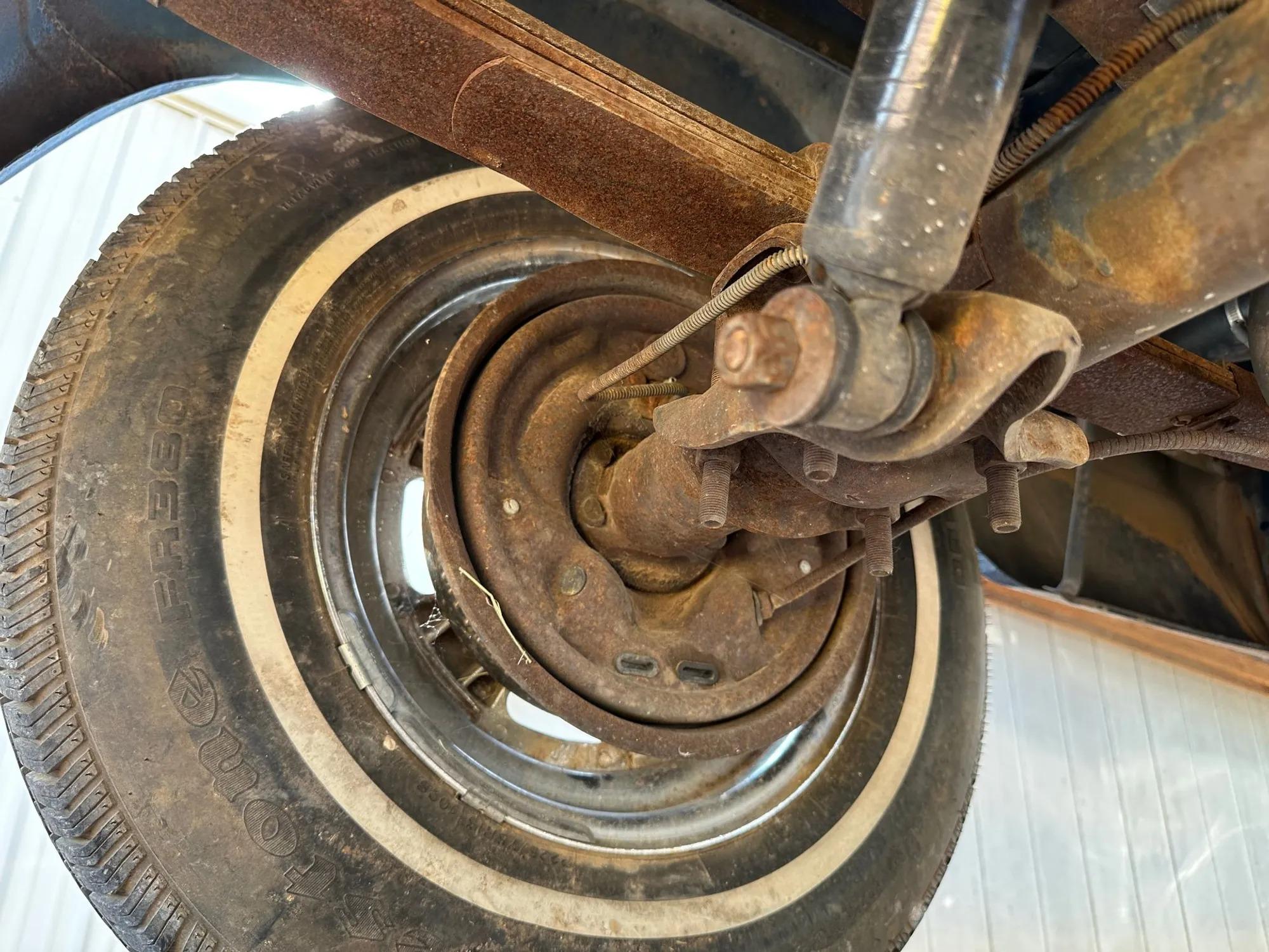 1982 Dodge D-150 SWB Fleetside