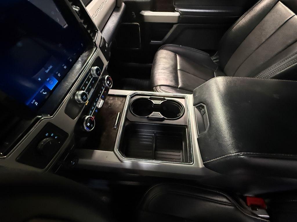 2022 Ford F-450 SD Lariat