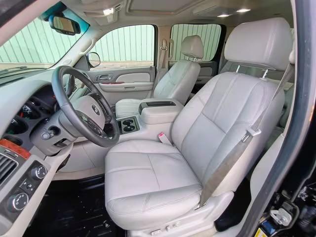 2007 Chevrolet Suburban 2500 - 5