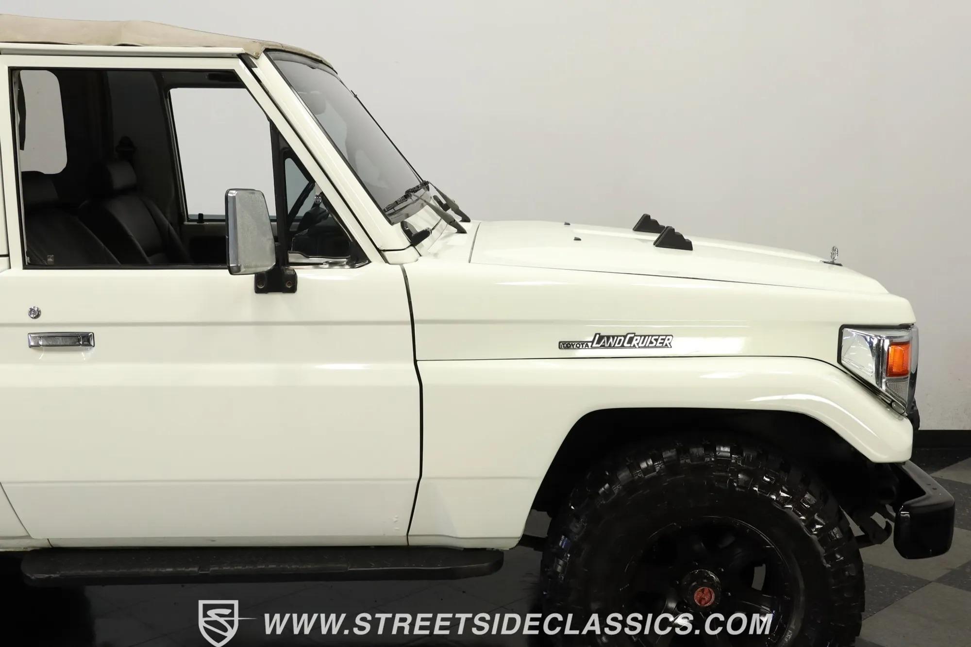 1987 Toyota Land Cruiser FJ73