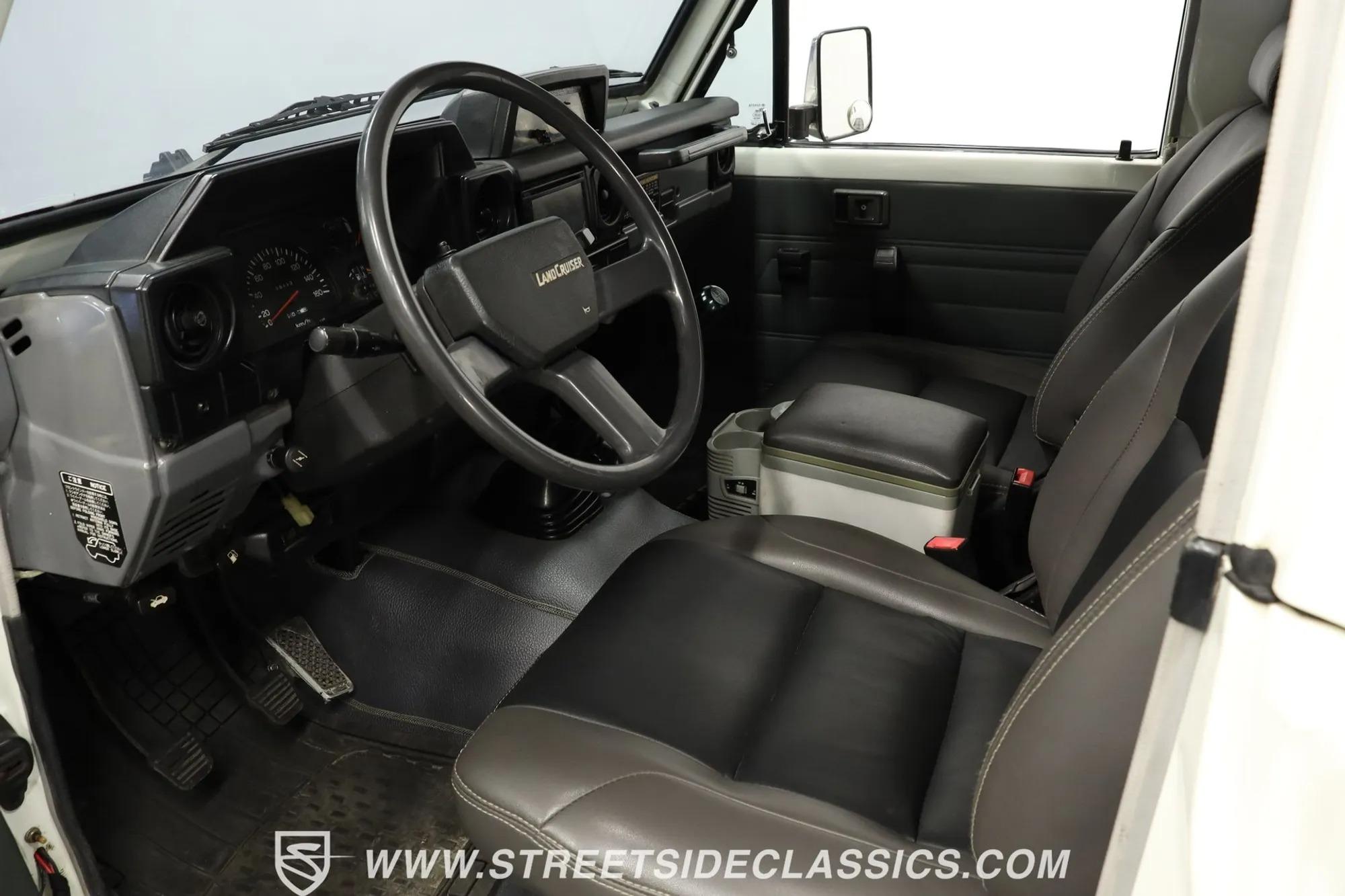 1987 Toyota Land Cruiser FJ73