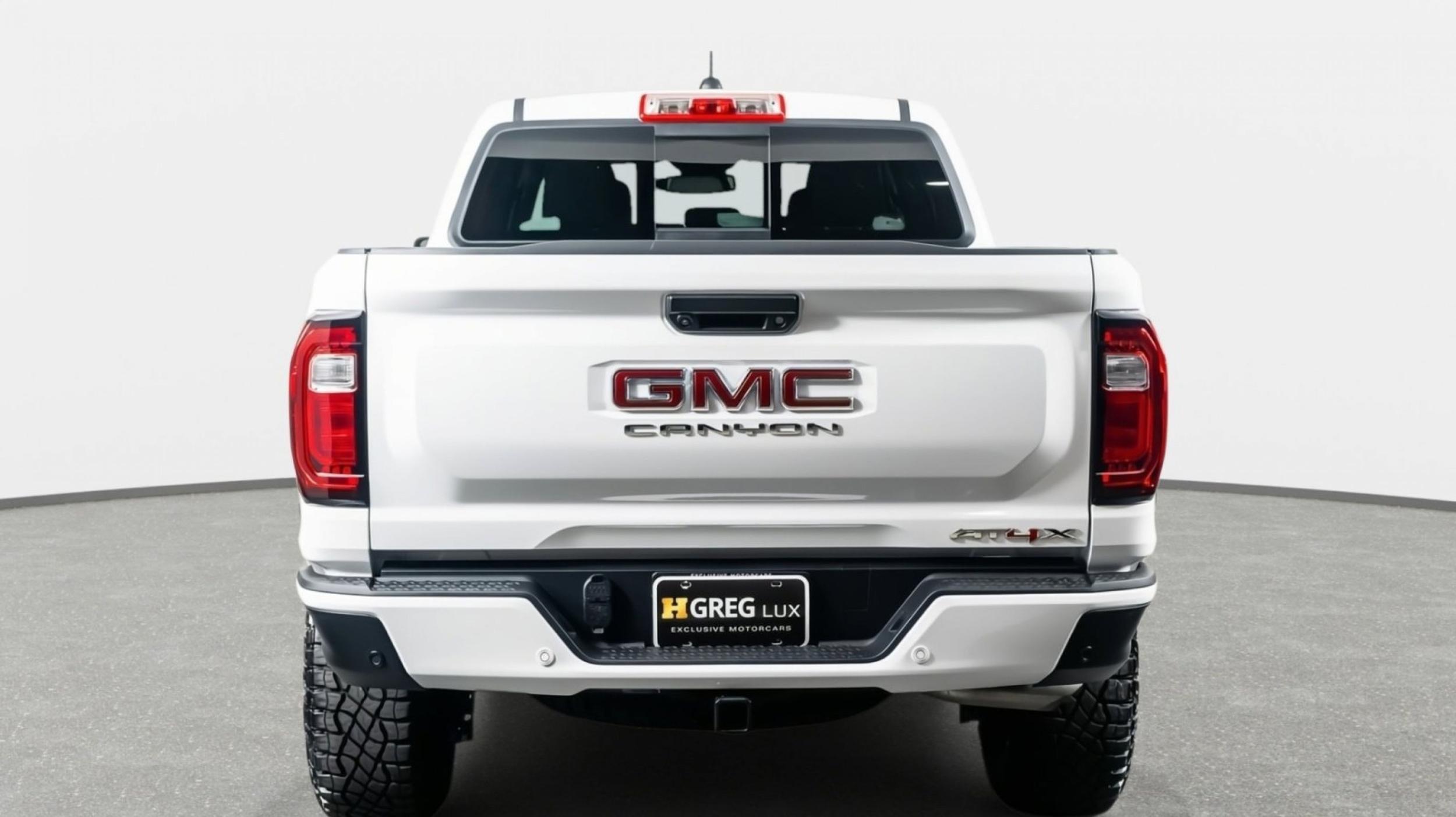 2025 GMC Canyon AT4