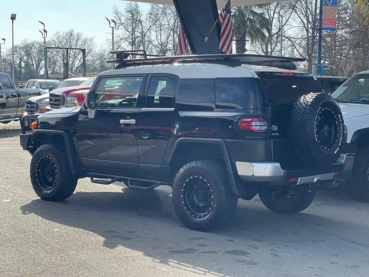 2012 Toyota FJ Cruiser