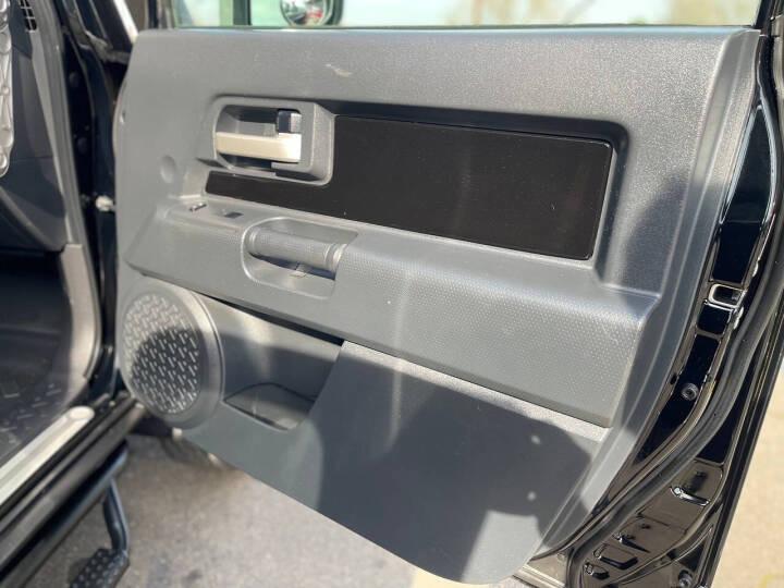 2012 Toyota FJ Cruiser