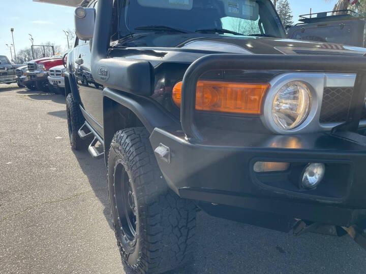 2012 Toyota FJ Cruiser