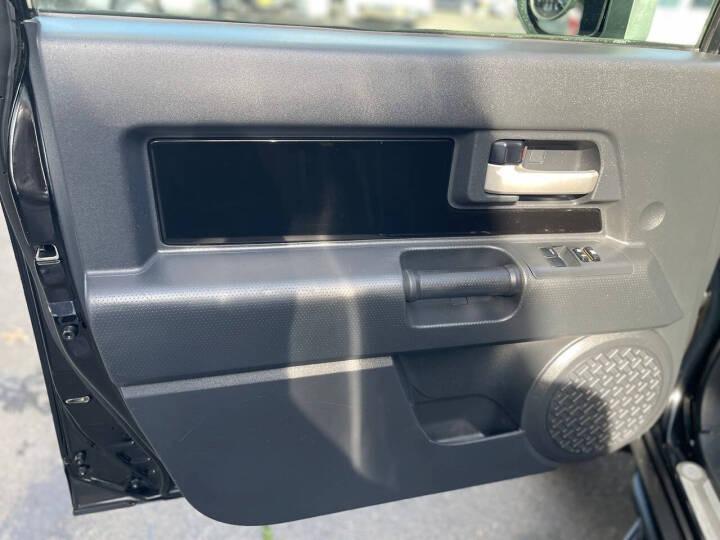 2012 Toyota FJ Cruiser