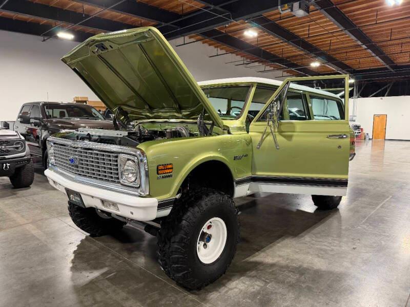 Supercharged 1972 Chevrolet Suburban