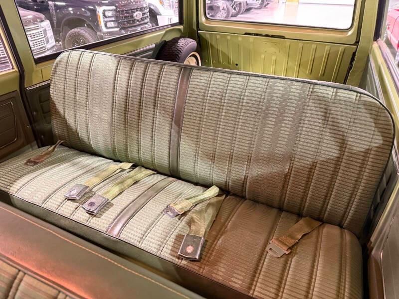 Supercharged 1972 Chevrolet Suburban