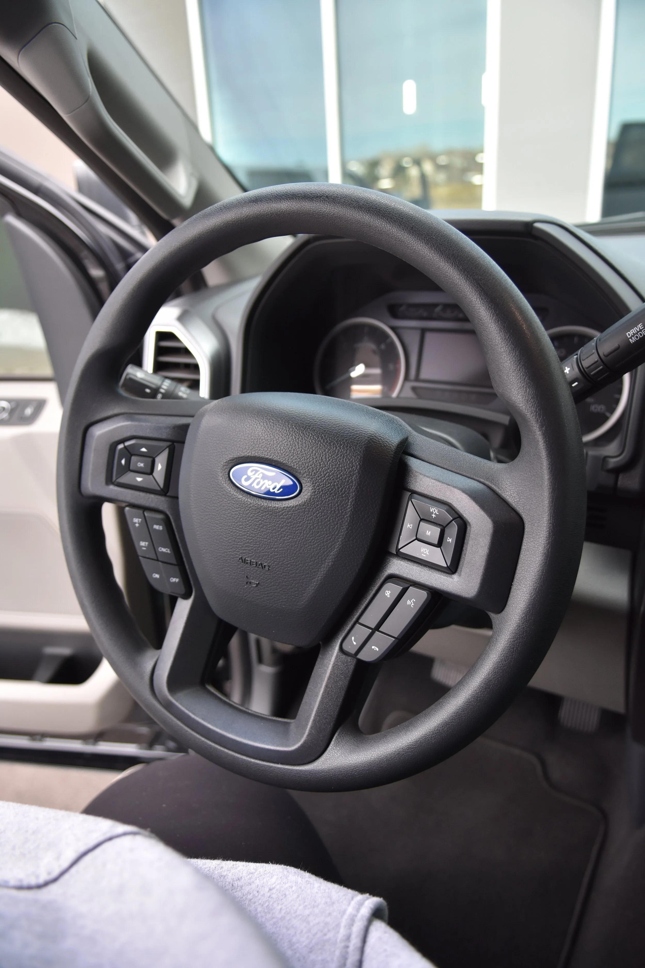 2022 Ford F-350 SuperShorty