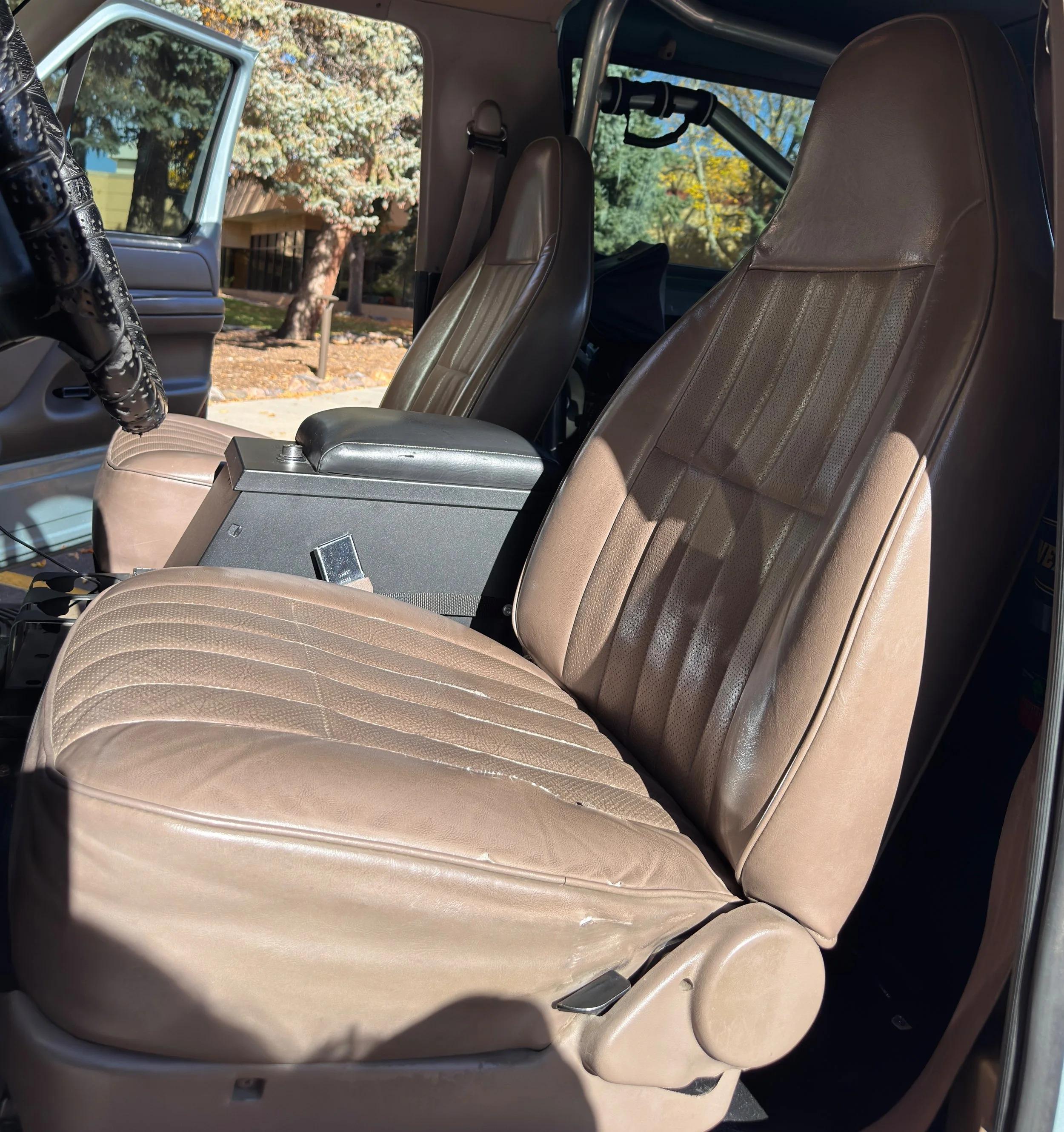 Custom 1996 Ford Bronco XL