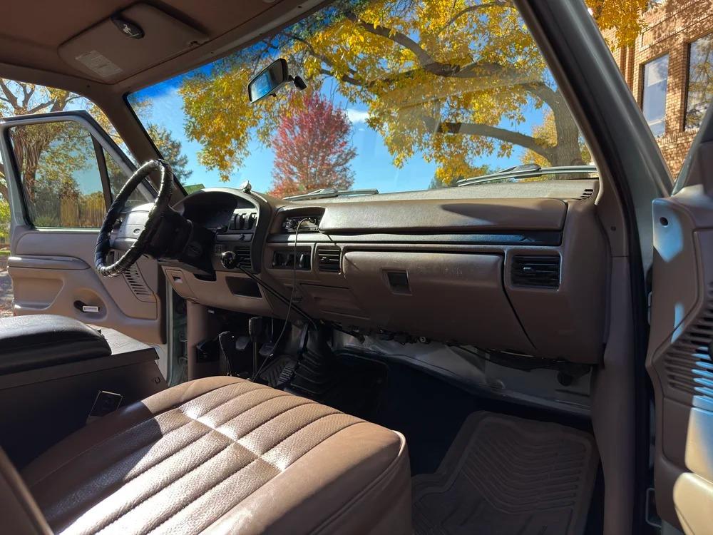 Custom 1996 Ford Bronco XL