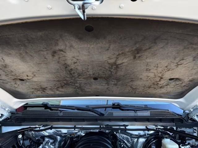 2016 Chevrolet Silverado 1500 High Country - 5