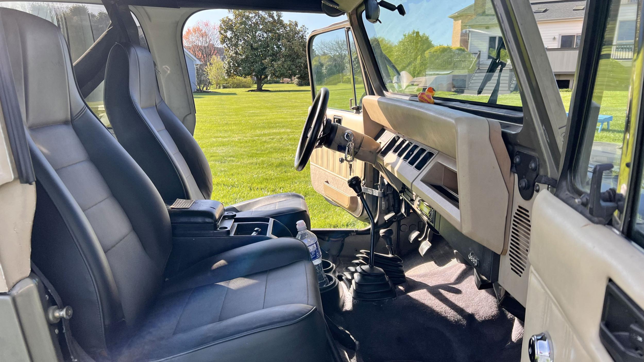 1990 Jeep Wrangler Sahara (YJ)