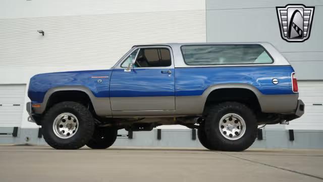1975 Dodge Ramcharger SE 440 Restomod