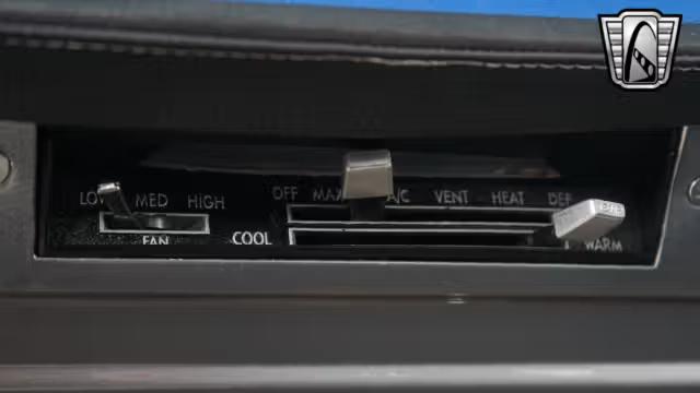 1975 Dodge Ramcharger SE 440 Restomod