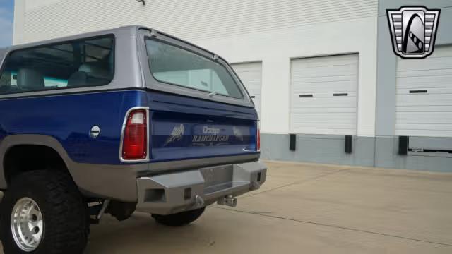 1975 Dodge Ramcharger SE 440 Restomod