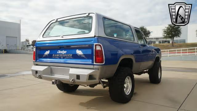 1975 Dodge Ramcharger SE 440 Restomod