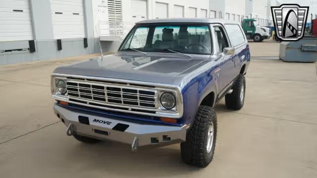 1975 Dodge Ramcharger SE 440 Restomod - 2