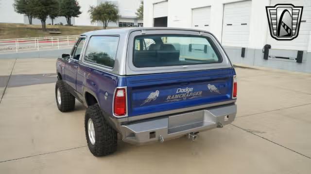 1975 Dodge Ramcharger SE 440 Restomod