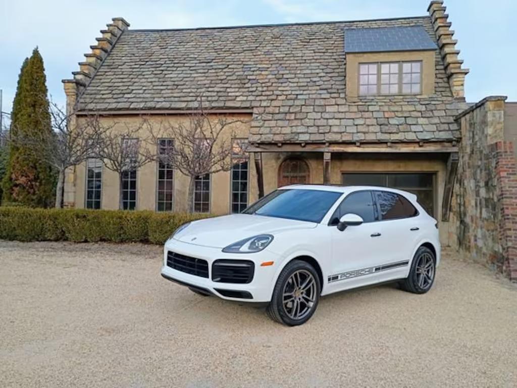 2020 Porsche Cayenne - 2