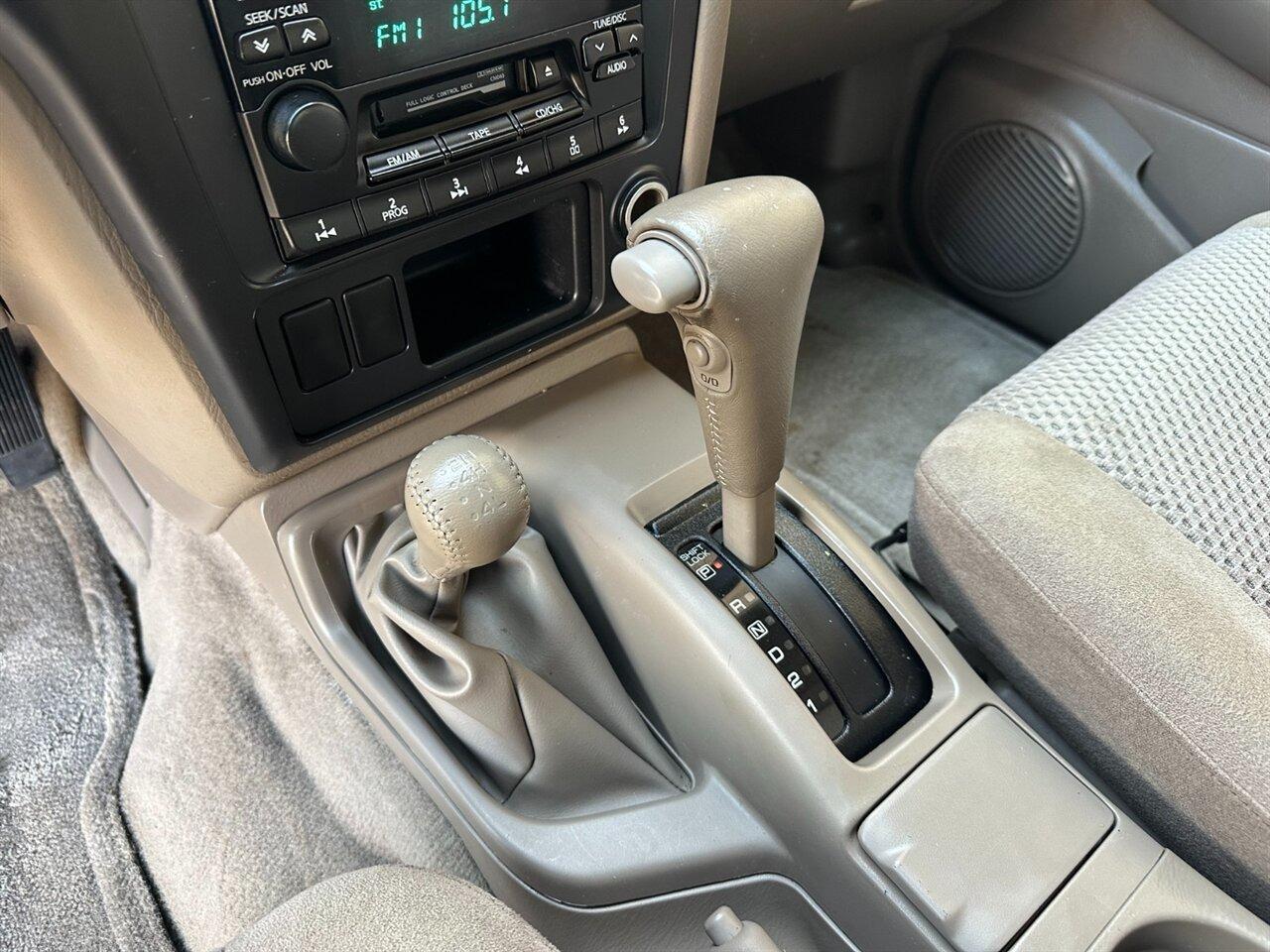 2004 Nissan Pathfinder SE