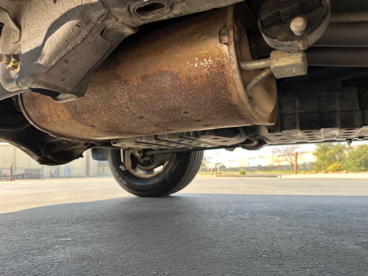 2004 Nissan Pathfinder SE