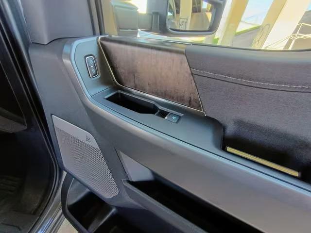 2024 Ford F-350 Super Duty Lariat