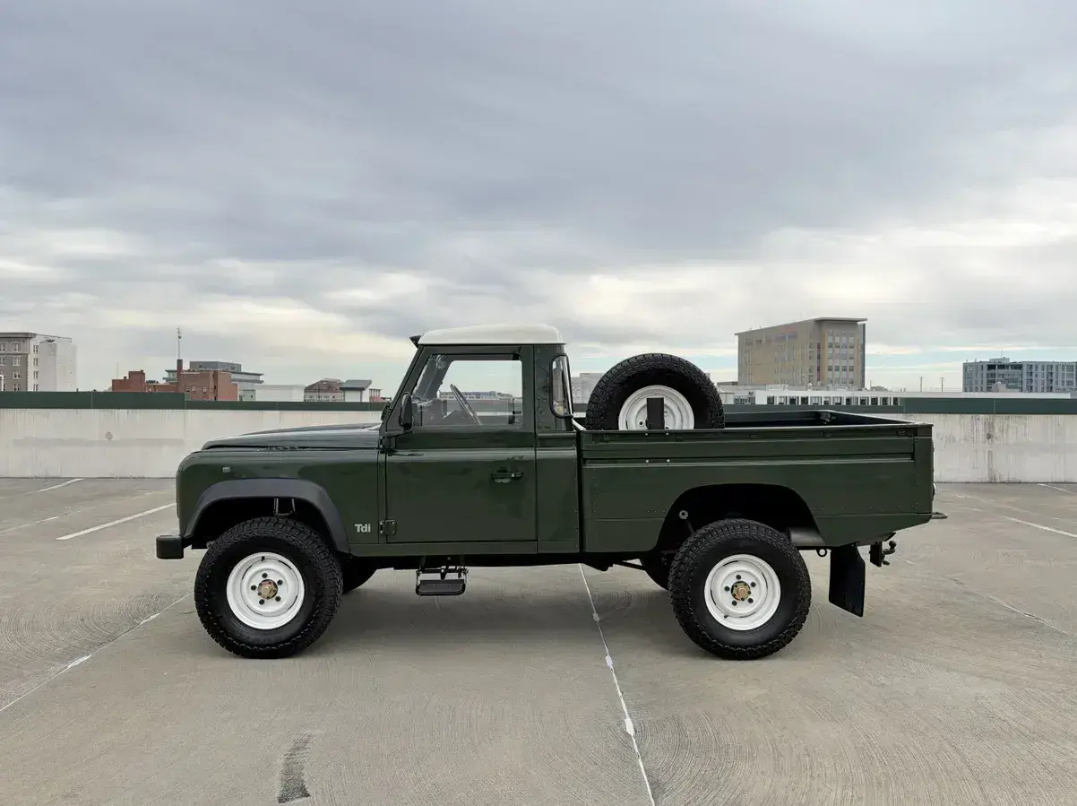 1994 Land Rover Defender 110 Hi-Cap - 2