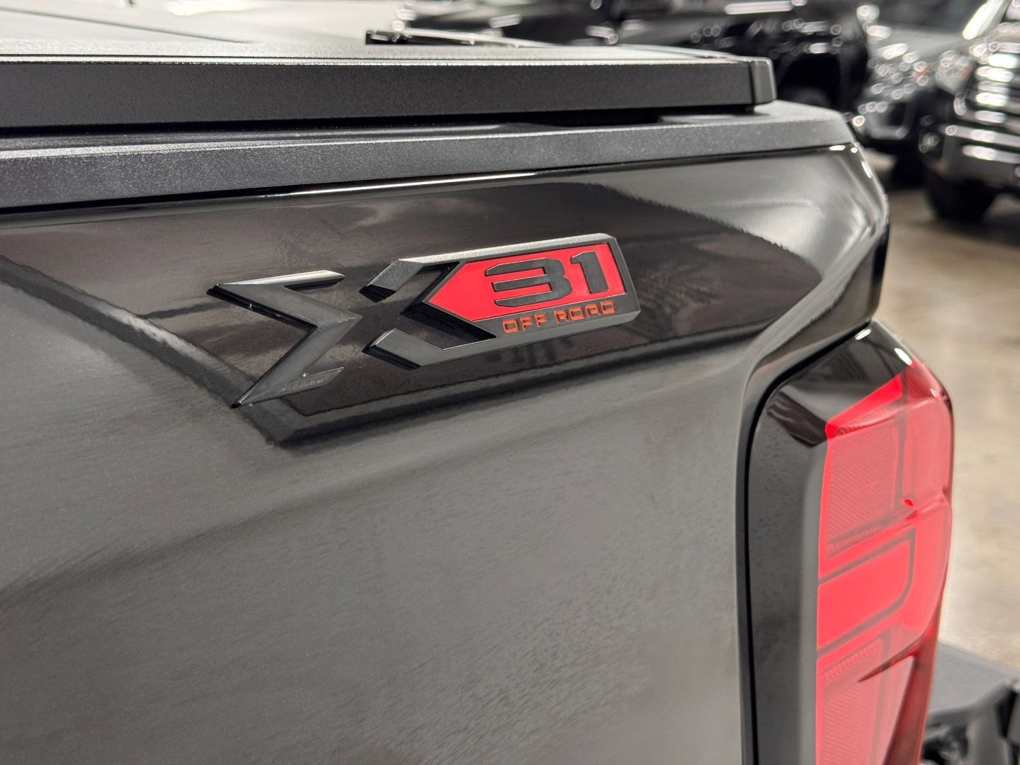 2021 GMC Sierra 1500 AT4 - 4