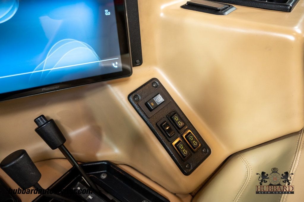 1999 AM General Hummer