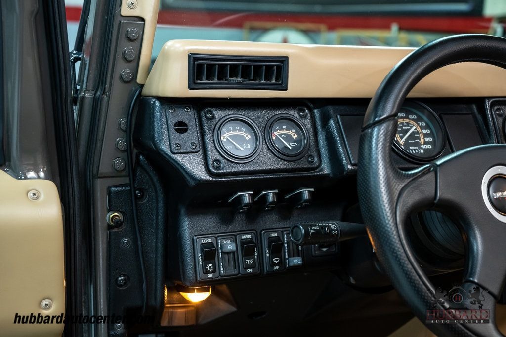 1999 AM General Hummer