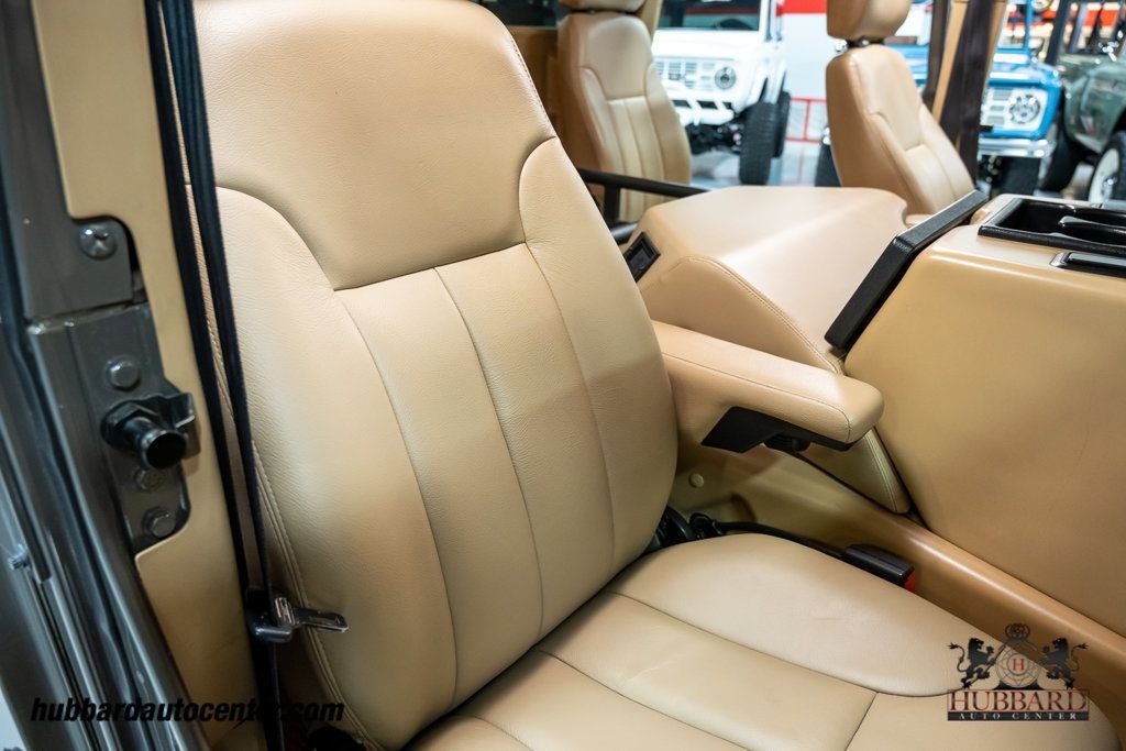 1999 AM General Hummer