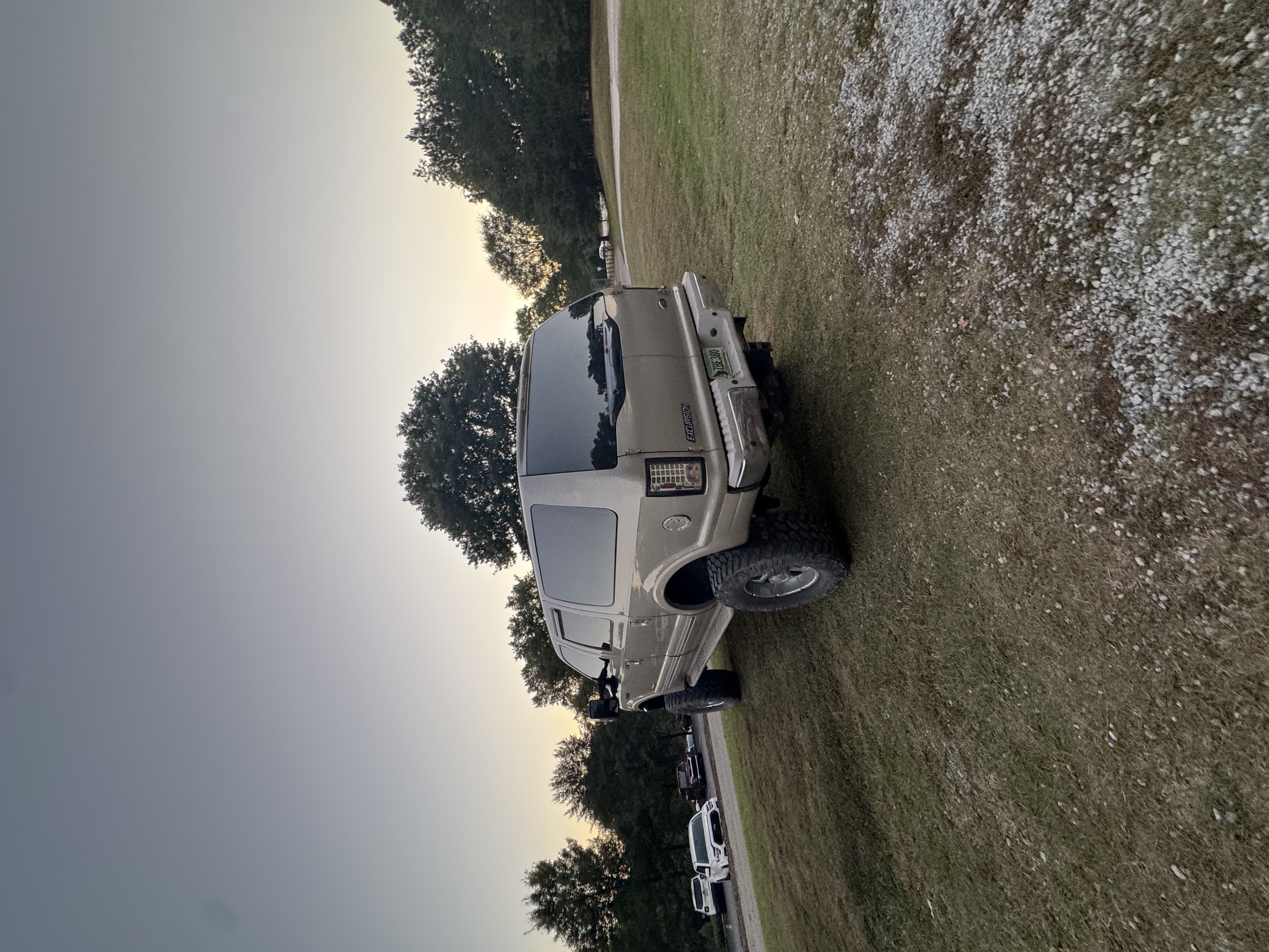 2004 Ford Excursion - 4