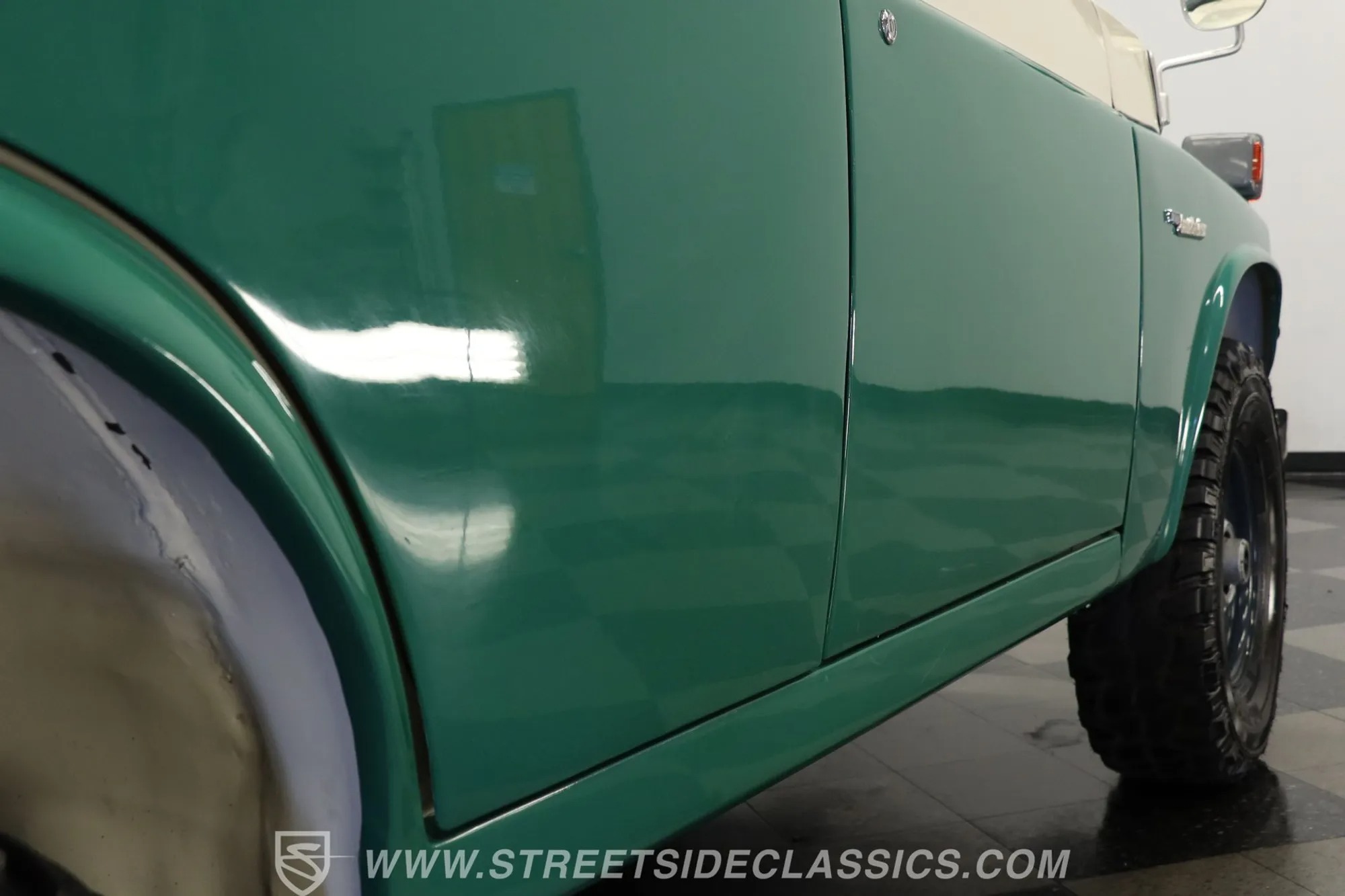 1977 Toyota Land Cruiser FJ55