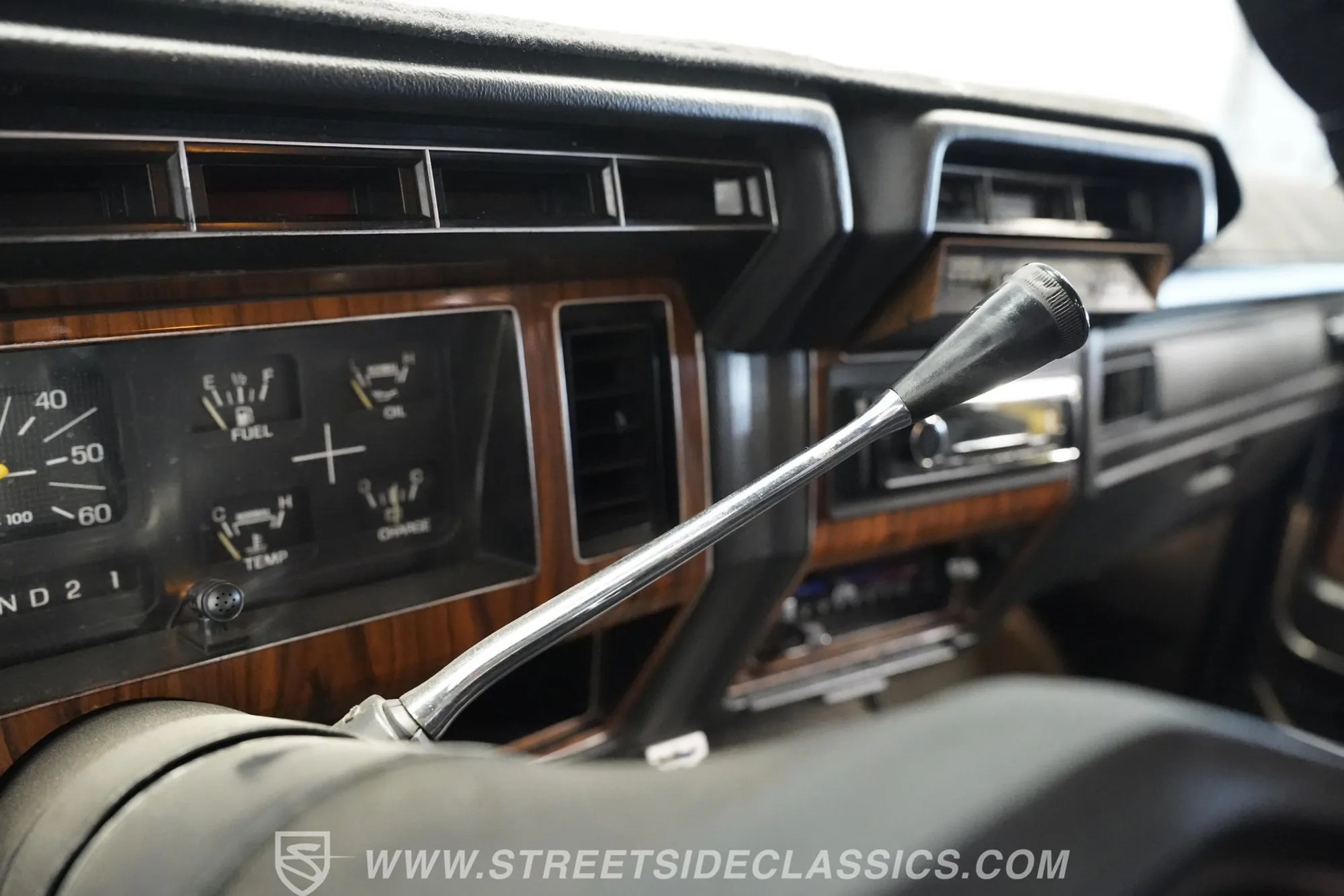 1983 Ford F-250 XLT 4×4