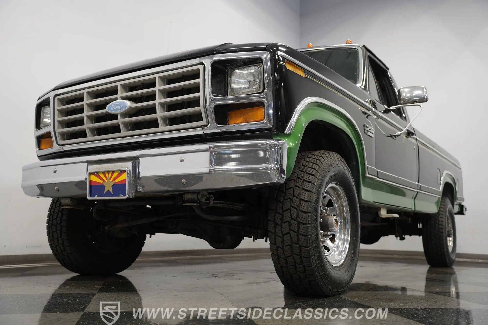 1983 Ford F-250 XLT 4×4