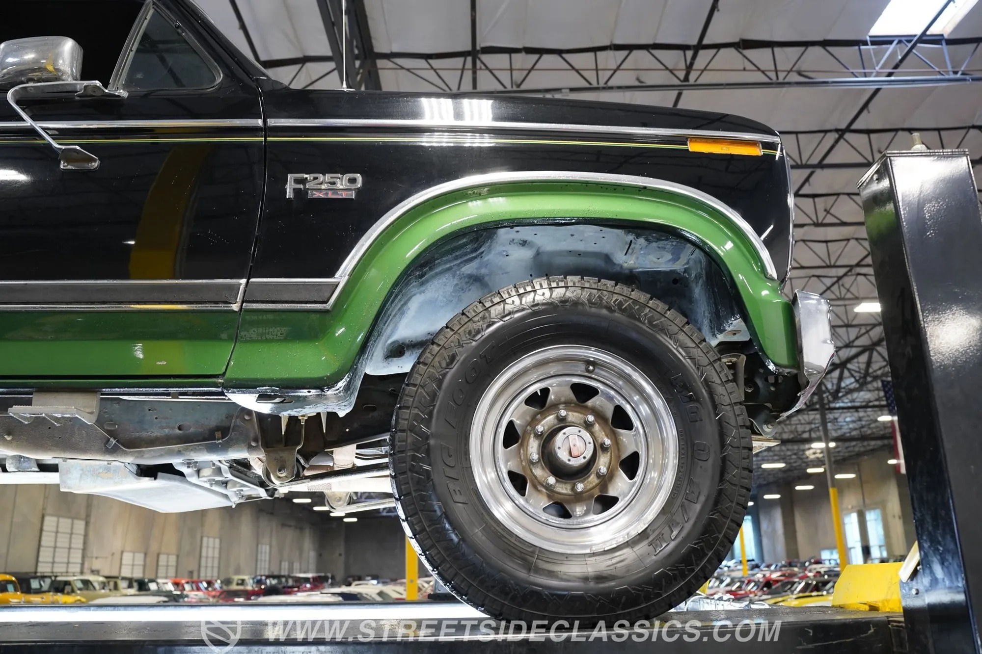 1983 Ford F-250 XLT 4×4