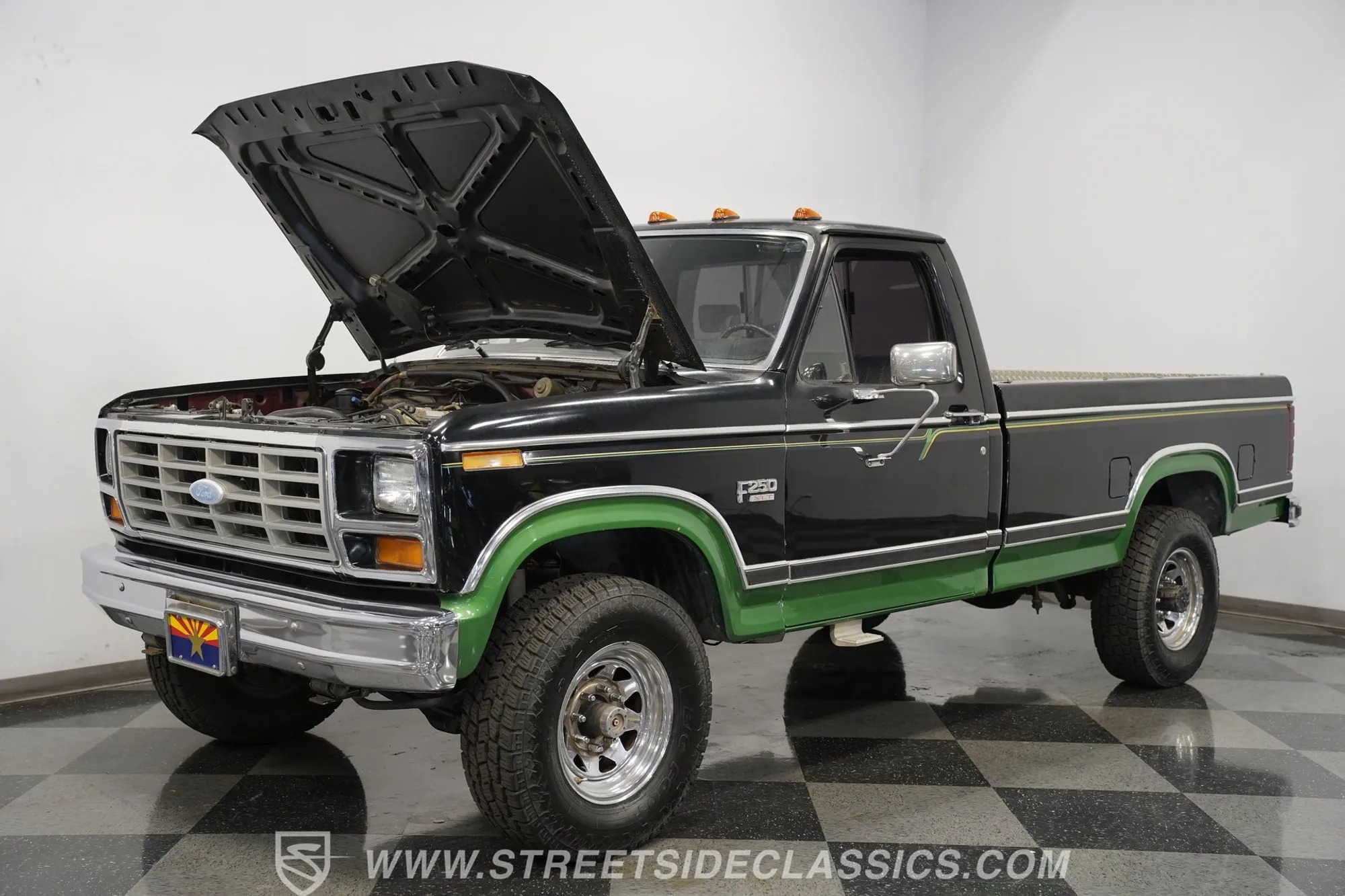 1983 Ford F-250 XLT 4×4