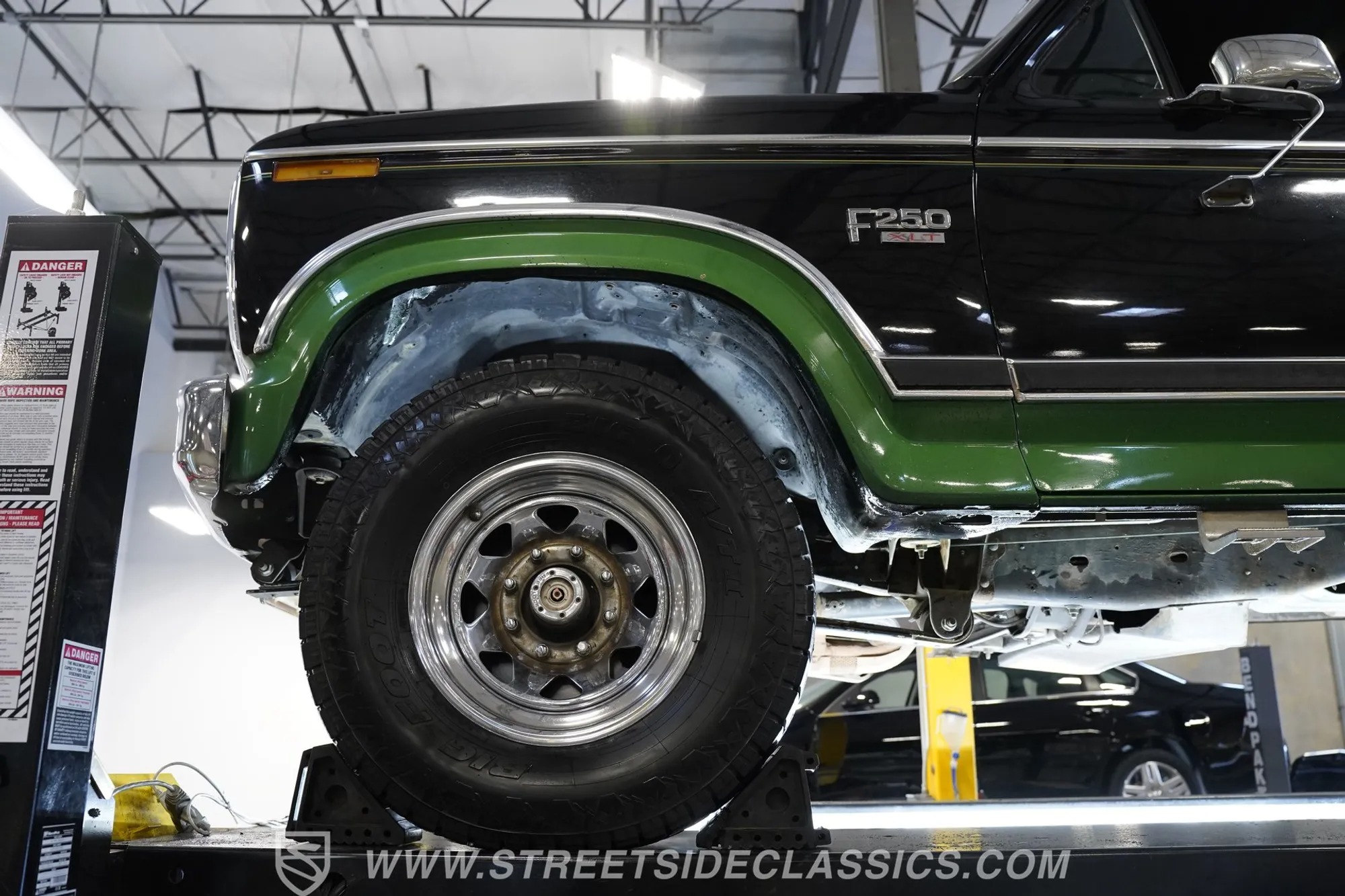 1983 Ford F-250 XLT 4×4