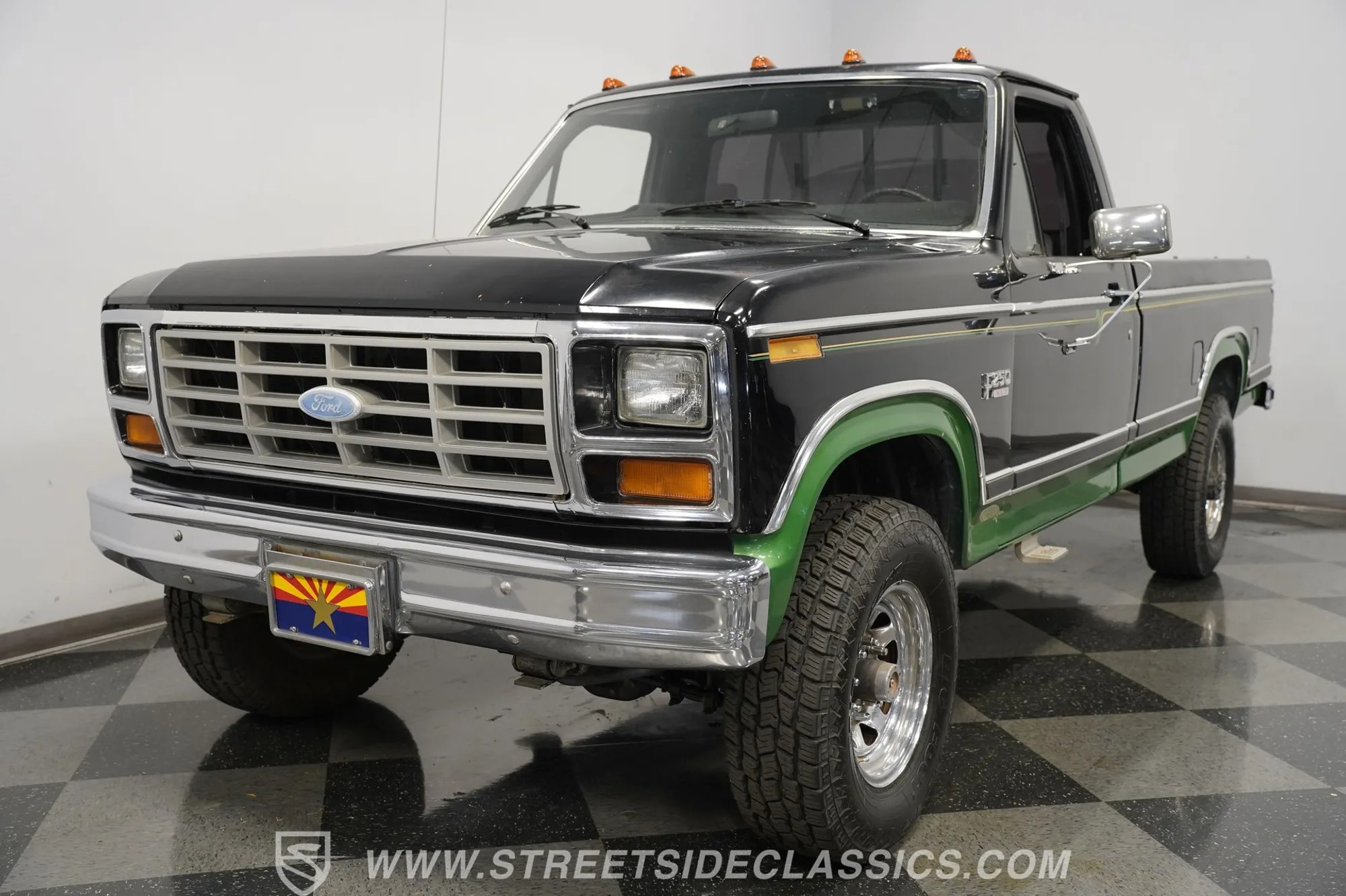 1983 Ford F-250 XLT 4×4