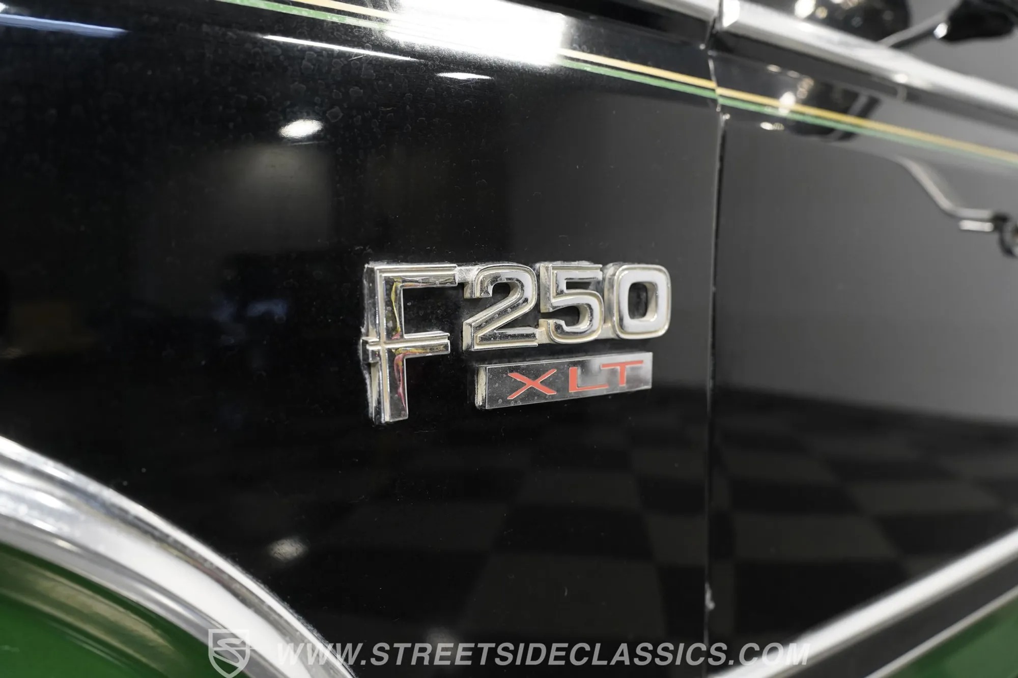 1983 Ford F-250 XLT 4×4