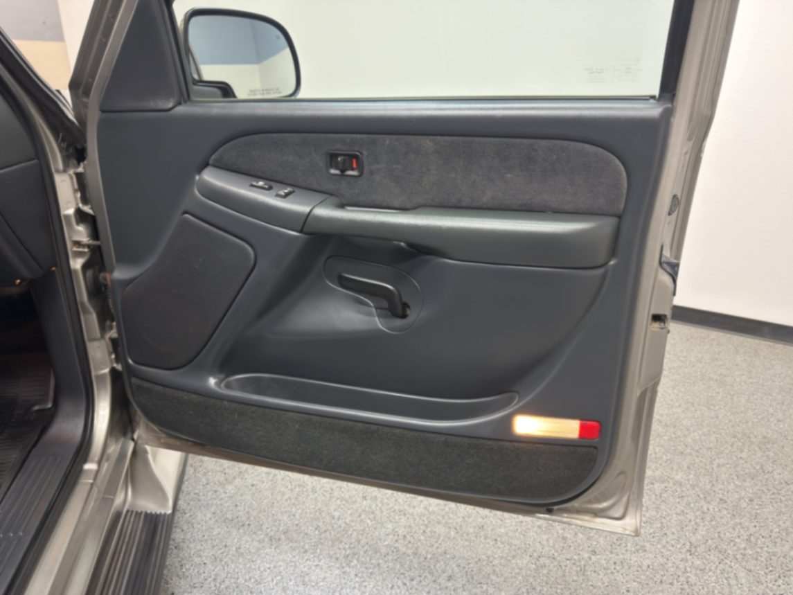 2000 Chevrolet Silverado 1500 LS