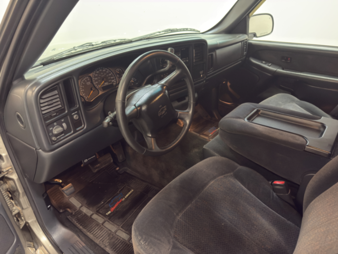 2000 Chevrolet Silverado 1500 LS